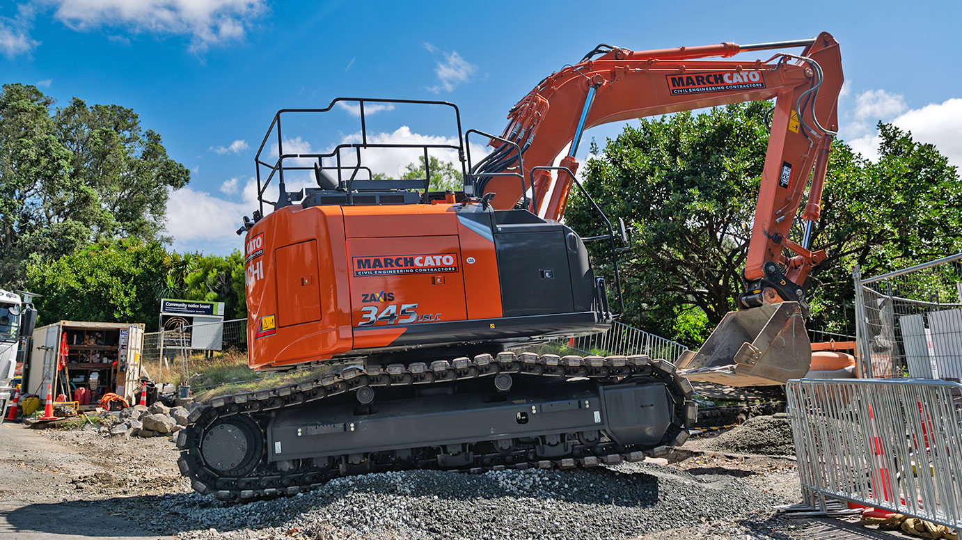 Hitachi ZX345USLC-7 ultra-short-tail-swing medium-sized excavators